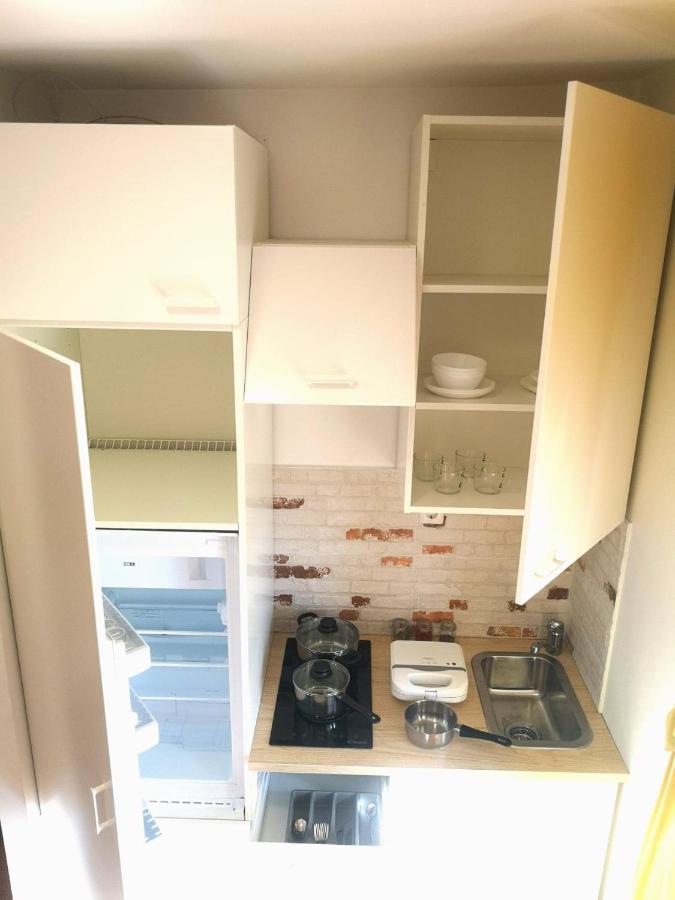 Studio Apartman "Nicole" Pula Buitenkant foto