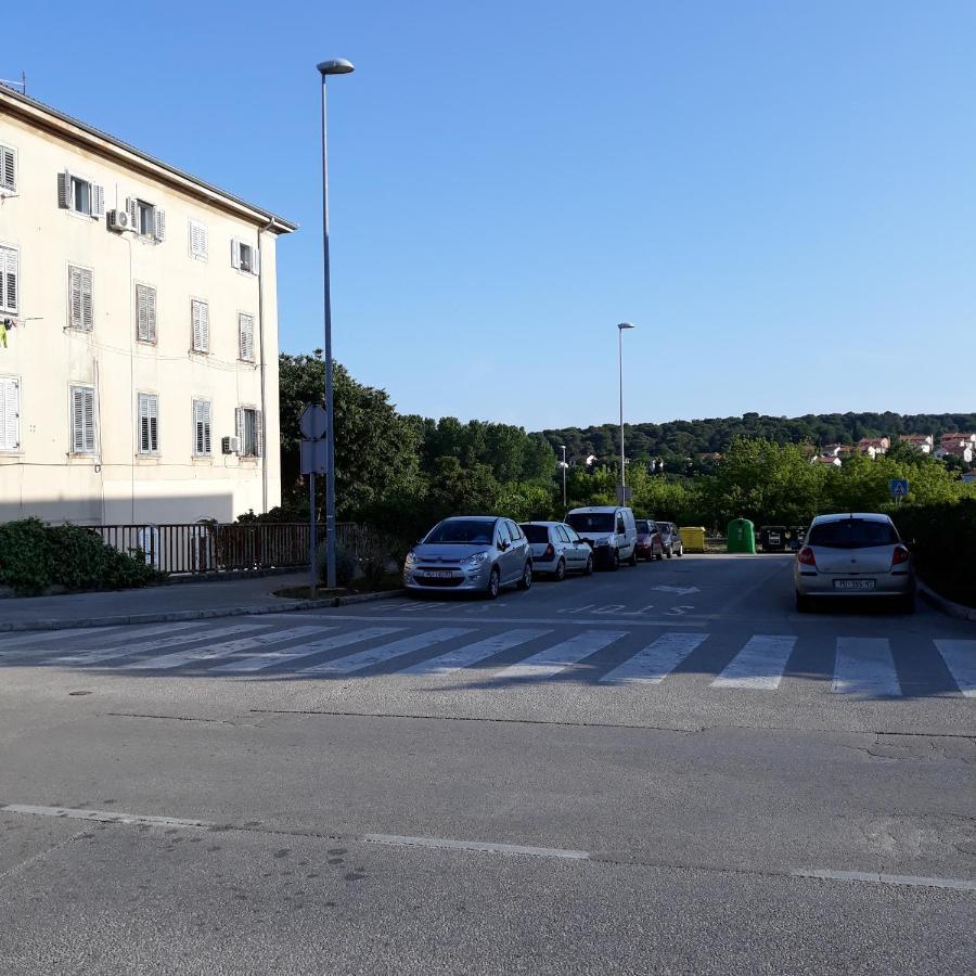 Studio Apartman "Nicole" Pula Buitenkant foto